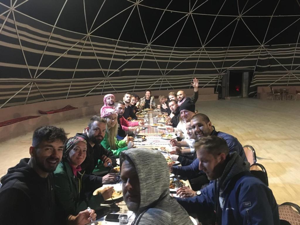 ホテル Oryx Camp ワディ ・ラム エクステリア 写真