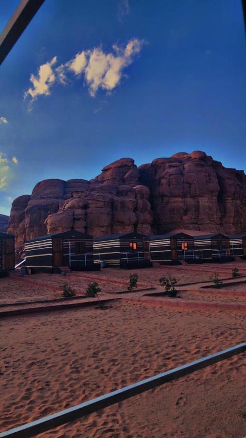 ホテル Oryx Camp ワディ ・ラム エクステリア 写真