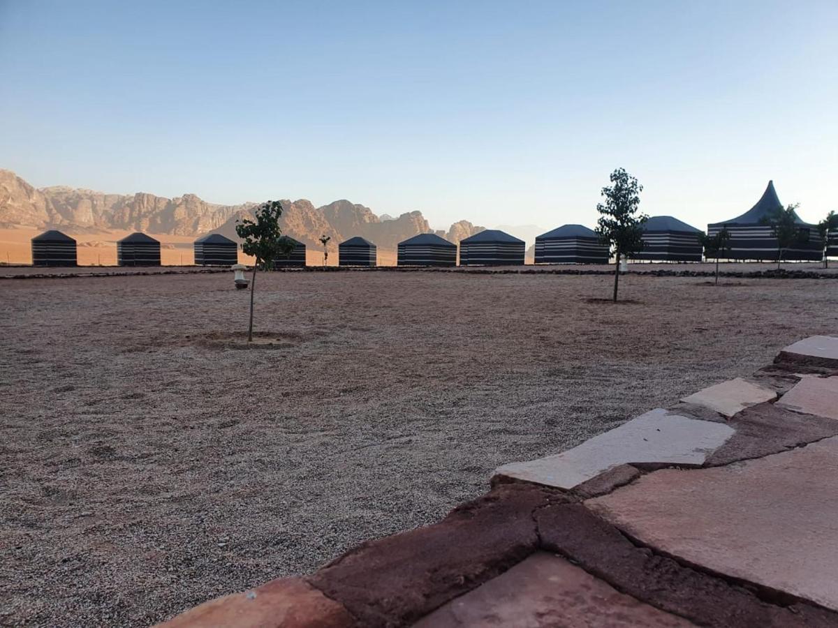 ホテル Oryx Camp ワディ ・ラム エクステリア 写真